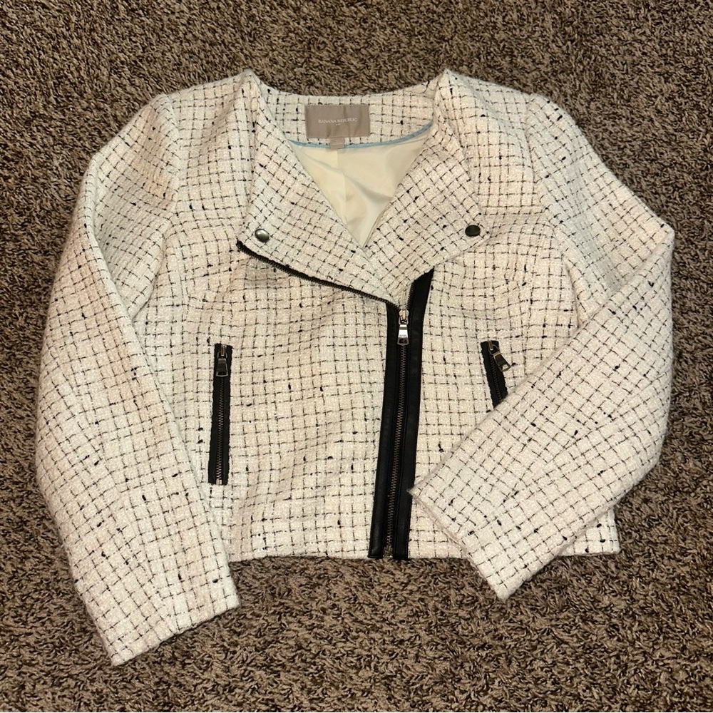 Banana Republic White and Black Tweed Blazer size 6P